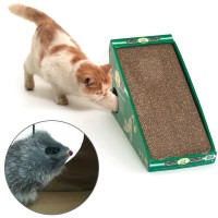 Кігтеточка з мишкою для котів Flamingo Scratching Board 50х21х32 см
